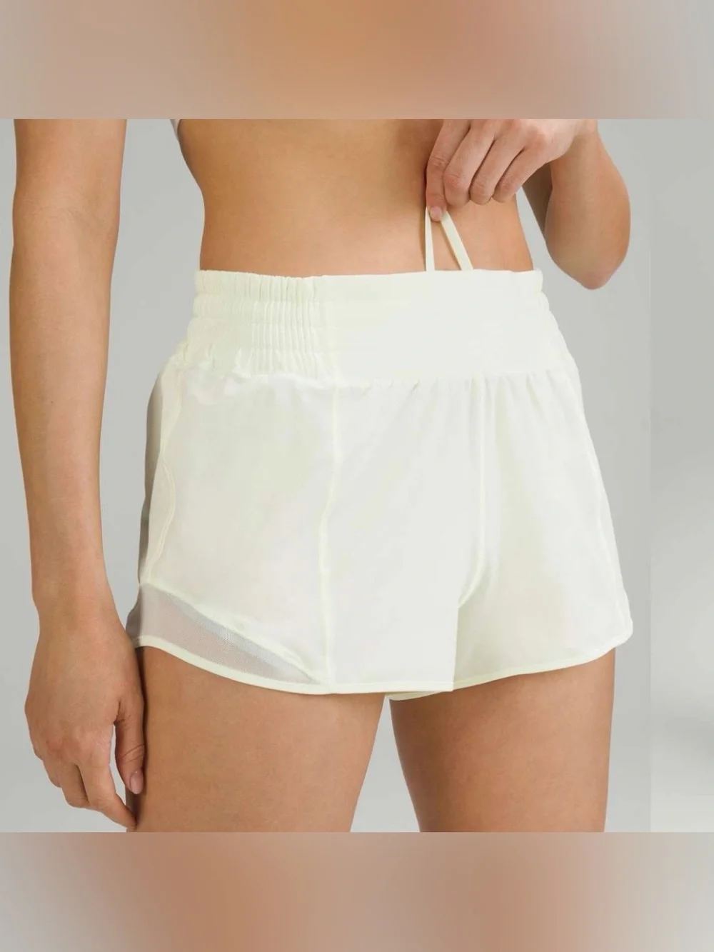 Lululemon Hotty Hot High-Rise Lined Short 2.5